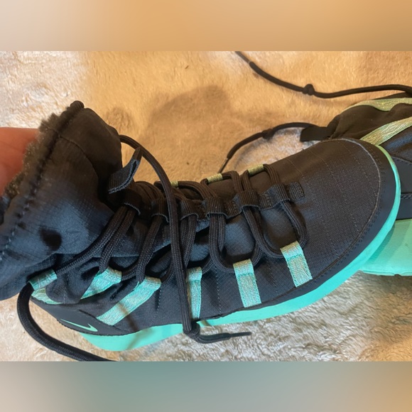 Nike Roshe Run High Sneaker boot discontinued lined Size 8.5 - Picture 2 of 6